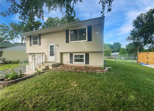 Property at 1208 Ranson Pl, Independence, MO 64057, 3 beds, 1 bath