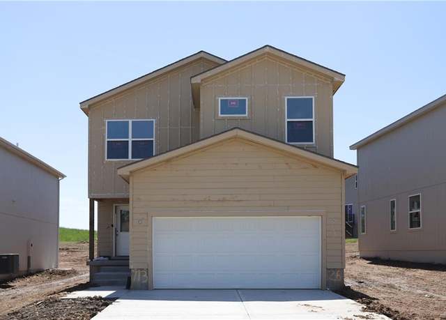 Property at 713 Glenn Cir, Raymore, MO 64083, 4 beds, 3.5 baths