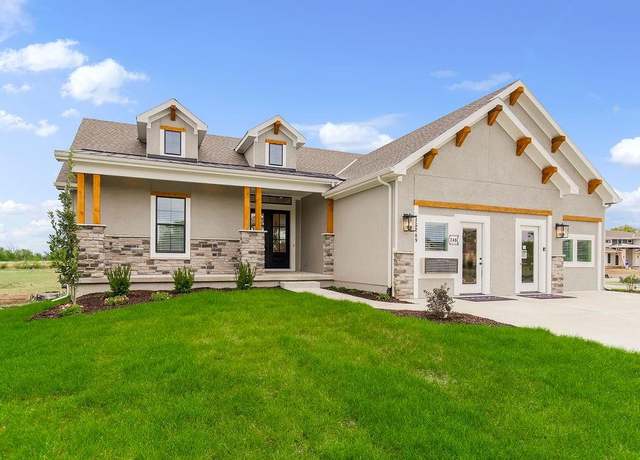Property at 16789 S Fellows St, Olathe, KS 66062, 4 beds, 3 baths