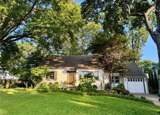 Property at 7942 Booth St, Prairie Village, KS 66208, 4 beds, 2 baths