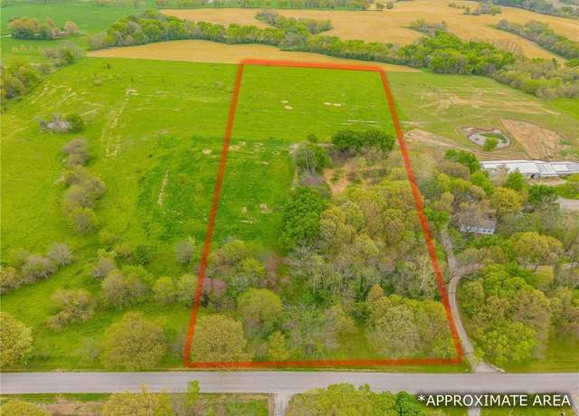 Property at 15817 Plattsburg Rd, Kearney, MO 64060