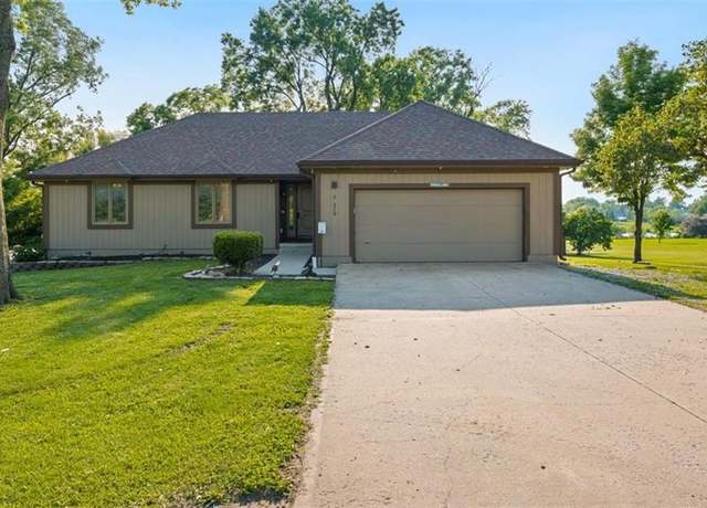 Property at 25220 S Blinker Light Rd, Harrisonville, MO 64701, 4 beds, 2 baths