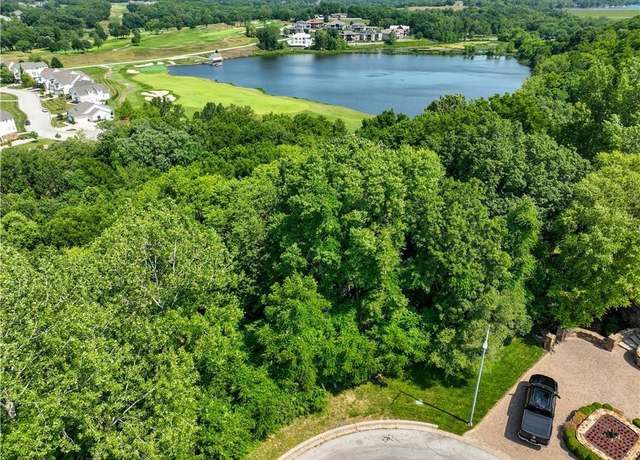 Property at 6540 Ridge Rd, Parkville, MO 64512
