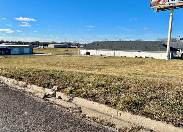 Property at Lot 5 E Park Ln, Odessa, MO 64076