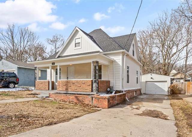 Property at 1514 N 25th St, Kansas City, KS 66102, 4 beds, 2.5 baths
