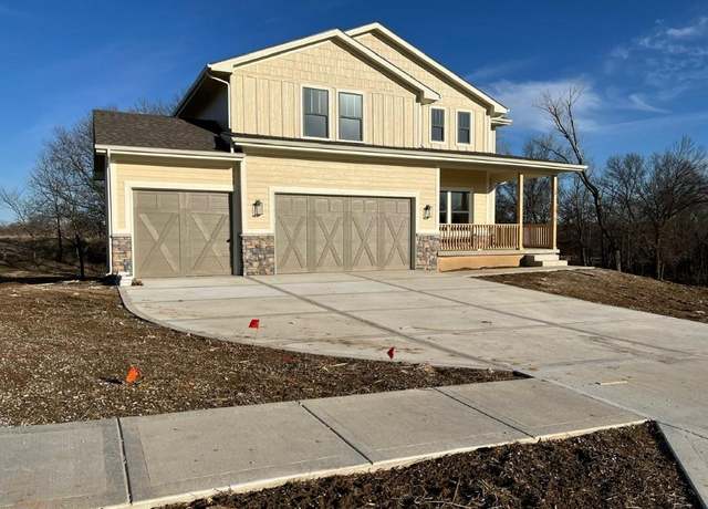 Property at 13413 Oakridge Dr, Kearney, MO 64060, 4 beds, 3.5 baths
