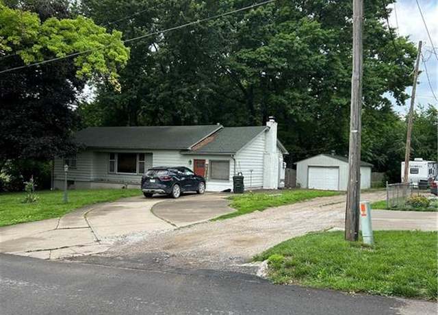 Property at 1708 S Broadway St, Leavenworth, KS 66048, 3 beds, 2 baths