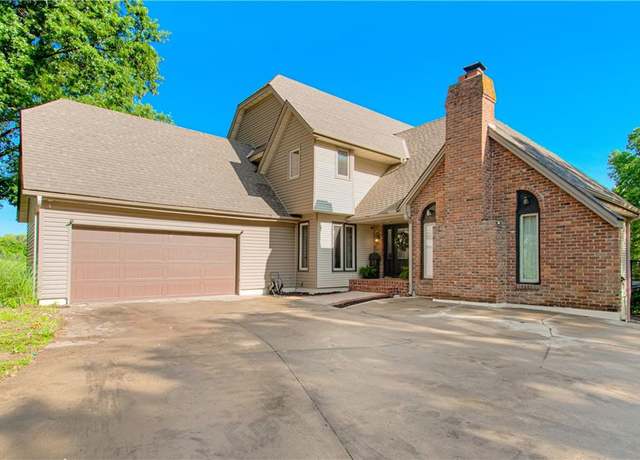 Property at 16618 NE 113th St, Liberty, MO 64068, 5 beds, 3.5 baths