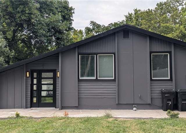 Property at 3128 Puckett Rd, Kansas City, KS 66103, 2 beds, 2 baths