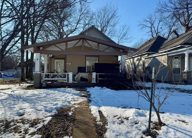 Property at 1408 Belmont Ave, Parsons, KS 67357, 2 beds, 1 bath