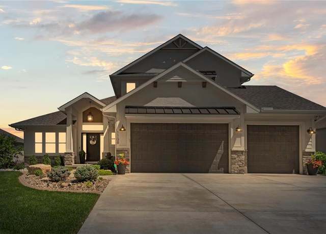 Property at 1108 NE Goshen Ct, Lee's Summit, MO 64064, 5 beds, 4.5 baths