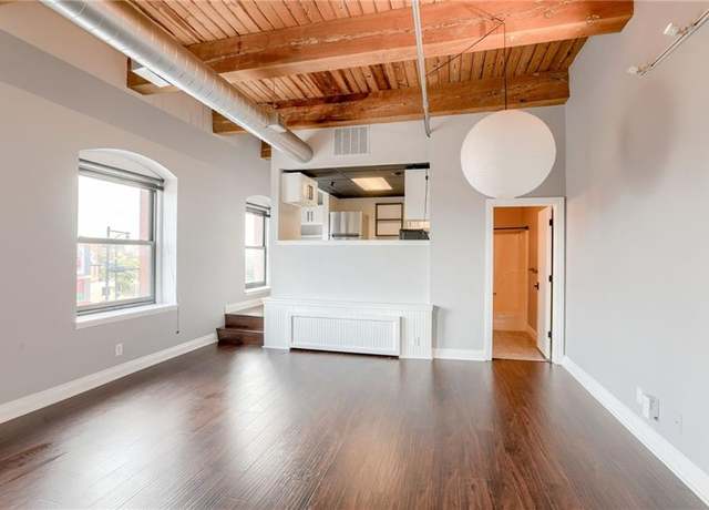 Property at 609 Central St #1209, Kansas City, MO 64105, 1 bath