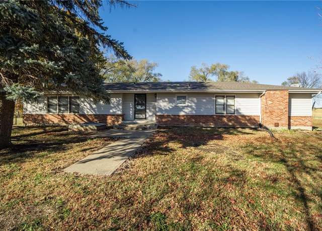 Property at 2334 N 100 Rd, Wellsville, KS 66092, 3 beds, 1.5 baths