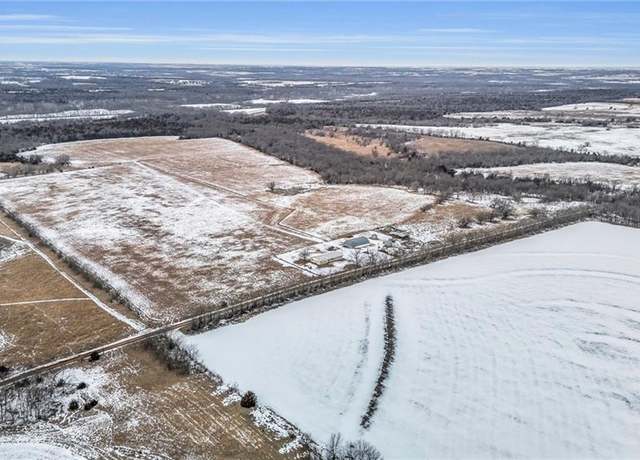 Property at 32019 S Shawnee Heights Rd, Melvern, KS 66510