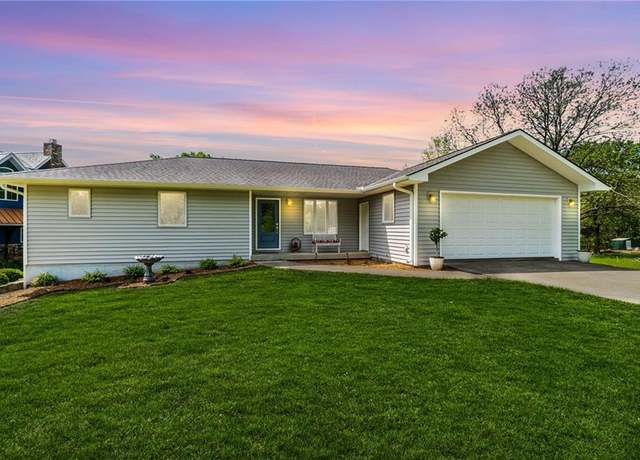 Property at 1718 Lake Viking Ter, Gallatin, MO 64640, 3 beds, 3 baths
