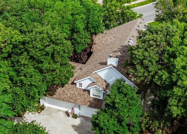 Property at 26266 W 110th Ter, Olathe, KS 66061, 5 beds, 4.5 baths