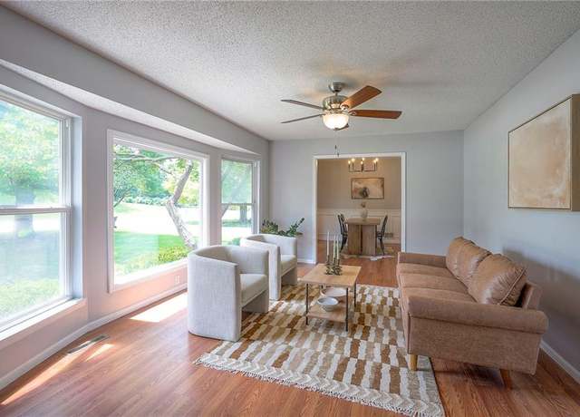 Property at 12614 Blue Ridge Ext, Grandview, MO 64030, 6 beds, 4 baths