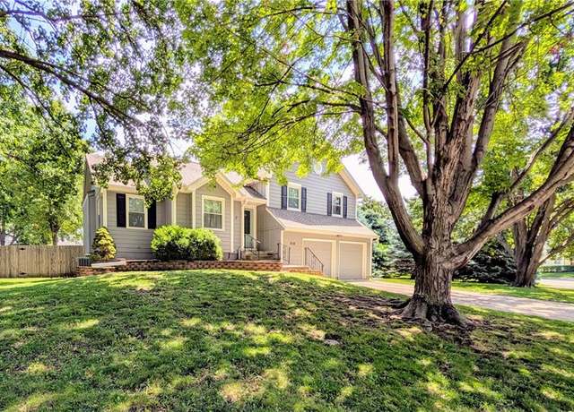 Property at 618 N Mahaffie St, Olathe, KS 66061, 3 beds, 2.5 baths