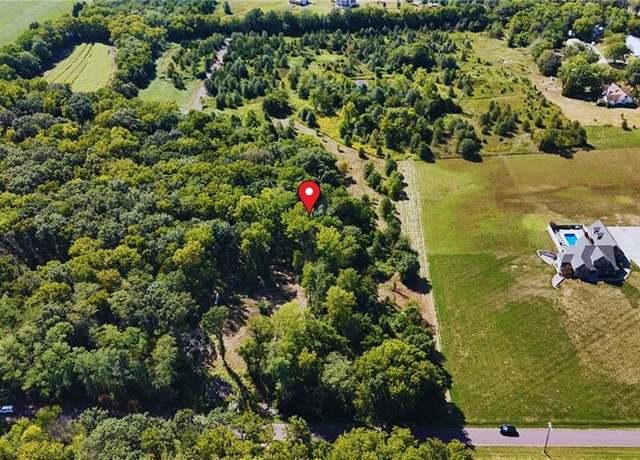 Property at 29175 Mccormick Rd, Sedalia, MO 65301