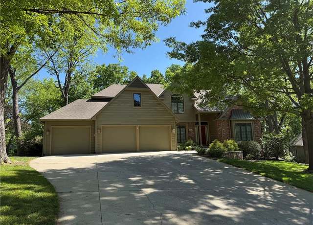 Property at 4509 Goldfield St, Lawrence, KS 66049, 6 beds, 4.5 baths