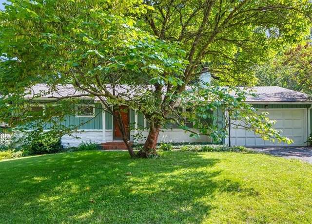 Property at 6006 W 78th Ter, Prairie Village, KS 66208, 3 beds, 1.5 baths