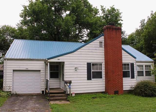 Property at 304 E Hudson St, Pittsburg, KS 66762, 4 beds, 2 baths