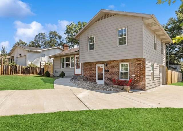Property at 8617 W 92nd St, Overland Park, KS 66212, 3 beds, 2 baths
