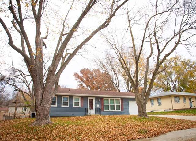 Property at 1 NW Noel St, Lee's Summit, MO 64063, 3 beds, 1 bath