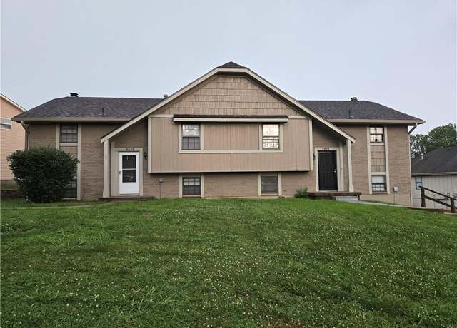 Property at 8937-39 Armstrong Ave, Kansas City, KS 66112, 4 beds, 3 baths