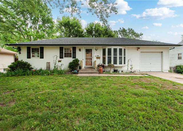 Property at 117 Ellison Way, Independence, MO 64050, 3 beds, 1 bath