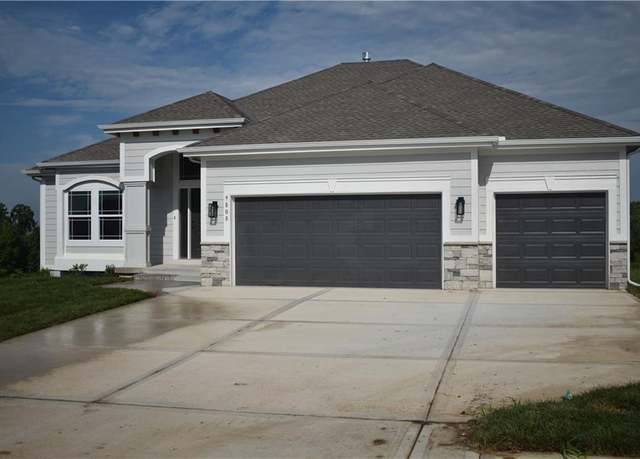 Property at 9808 N Laurel Ave, Kansas City, MO 64157, 4 beds, 4 baths