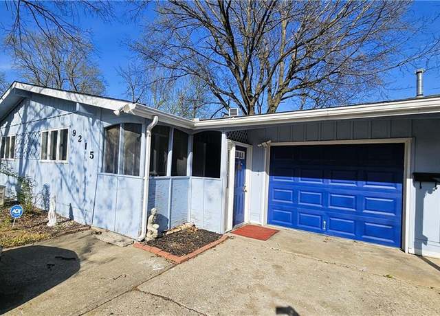 Property at 9215 Stark Ave, Kansas City, MO 64138, 3 beds, 2.5 baths