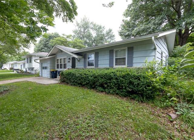 Property at 4406 NE 49th St, Kansas City, MO 64119, 3 beds, 1.5 baths