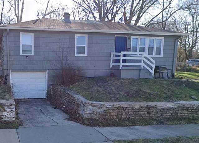 Property at 4000 E 67th Ter, Kansas City, MO 64132, 3 beds, 2 baths