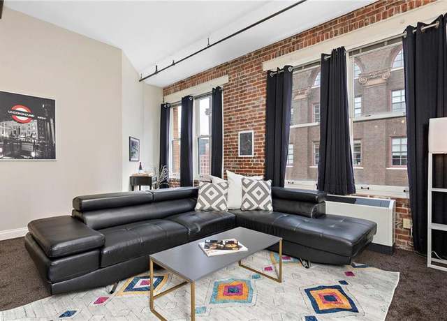 308 W 8th St 507 Kansas City Mo 64105 Mls 2250583 Redfin - Living Room Kansas City Mo 308 W 8th St 507 Kansas City Mo 64105 Mls 2250583 Redfin - Living Room Kansas City Mo