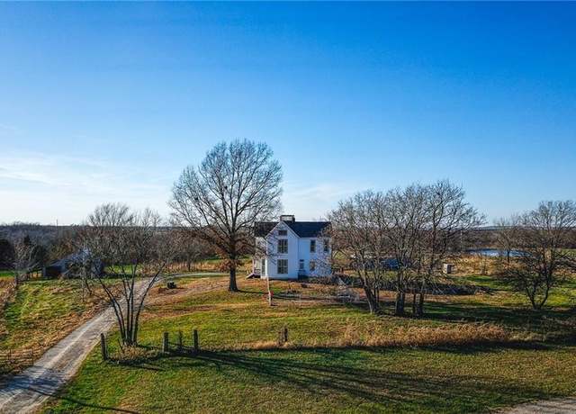 Property at 600 W Chestnut St, Holden, MO 64040, 5 beds, 3.5 baths