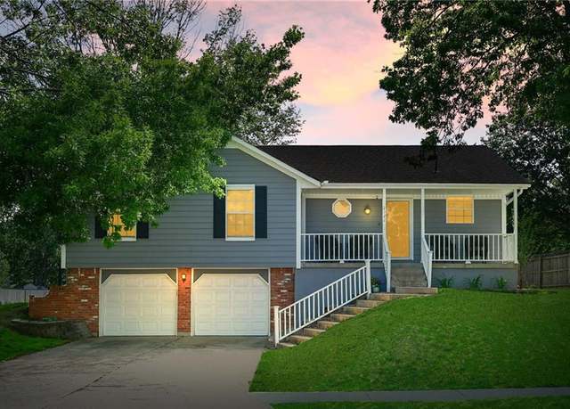 Property at 2322 NW 4th Street Pl, Blue Springs, MO 64014, 3 beds, 3 baths