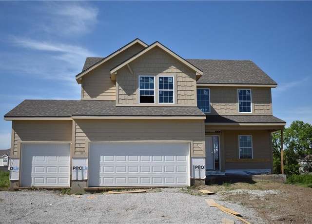 Property at 6106 NE 118th St, Kansas City, MO 64156, 4 beds, 2.5 baths