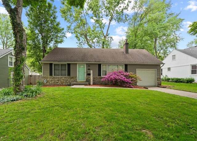 Property at 5005 W 72nd St, Prairie Village, KS 66208, 3 beds, 1 bath