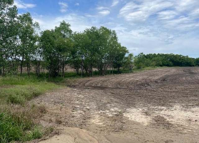 Property at 0003 Crescent Hill Rd, Paola, KS 66071