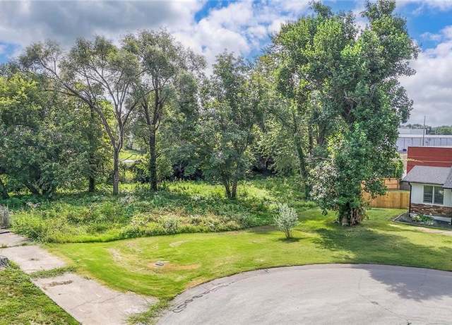 Property at 6123 Noland Rd, Shawnee, KS 66216