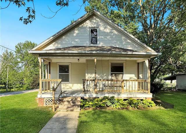 Property at 321 N Grand St, Corder, MO 64021, 3 beds, 2 baths