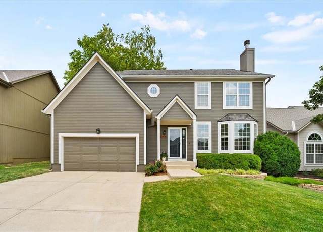 Property at 21420 W 47th Ct, Shawnee, KS 66218, 4 beds, 3.5 baths