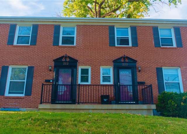 Property at 212 E 51st St, Kansas City, MO 64112, 2 beds, 1.5 baths