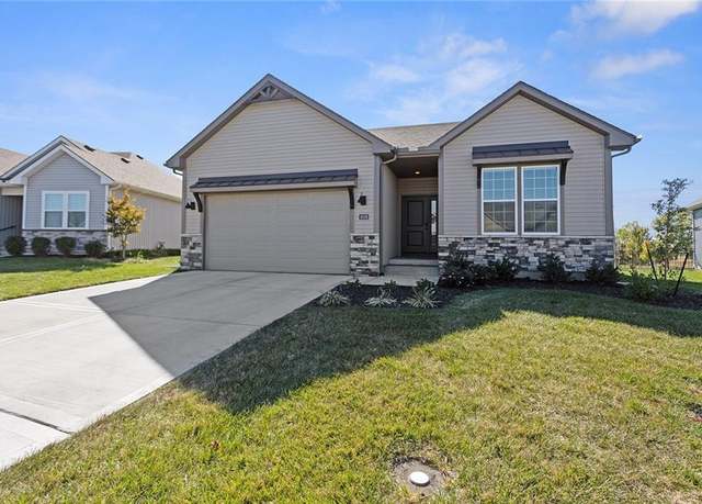 Property at 4036 NW Eclipse Pl, Blue Springs, MO 64015, 3 beds, 2 baths