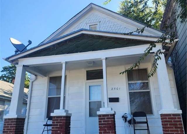 Property at 2501 S 11th St, St Joseph, MO 64503, 2 beds, 1 bath
