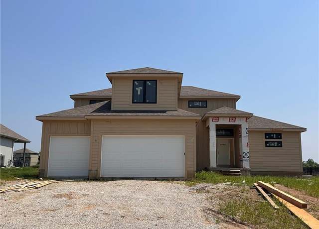 Property at 2333 Fishing Ln, Kearney, MO 64060, 5 beds, 4 baths