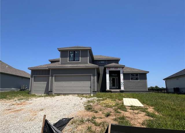 Property at 2333 Fishing Ln, Kearney, MO 64060, 5 beds, 4 baths