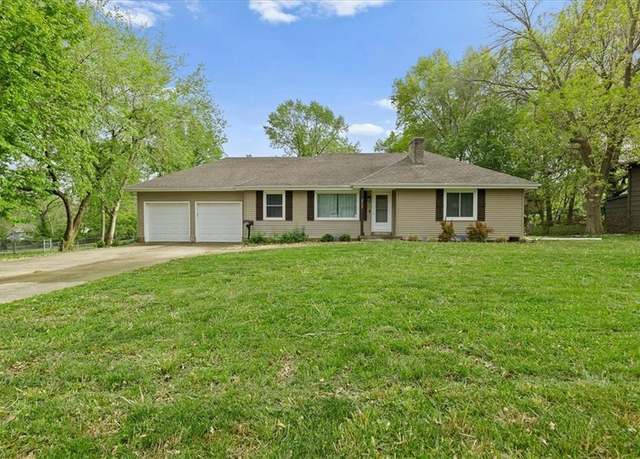 Property at 8709 E 79th St, Raytown, MO 64138, 3 beds, 1.5 baths