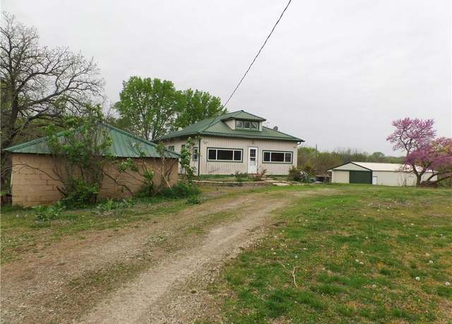 Property at 18775 Santa Fe Trl, Leavenworth, KS 66048, 3 beds, 1 bath